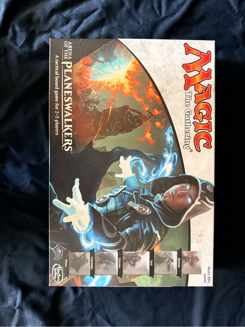 Magic: The Gathering Planeswalkers Board Game - Multicolor Artwork